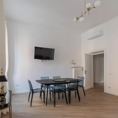 Apartment Piazza Dante Modern *